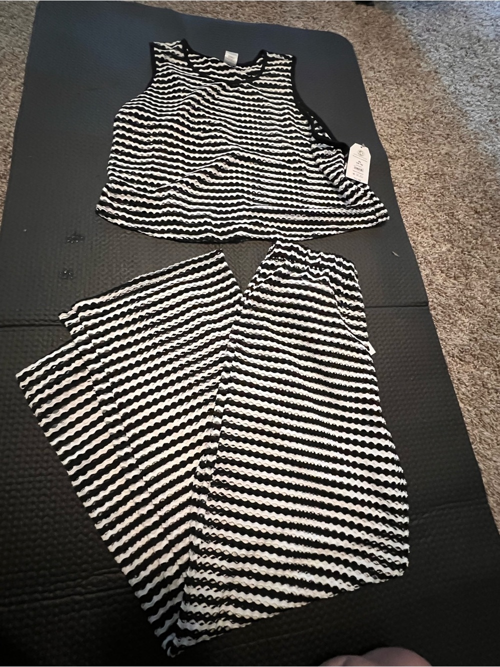 Time and Tru Black and White Striped Women's Swim Coverup Set